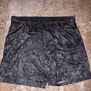 Athletic Works Black Patterned Men's Athletic Shorts
